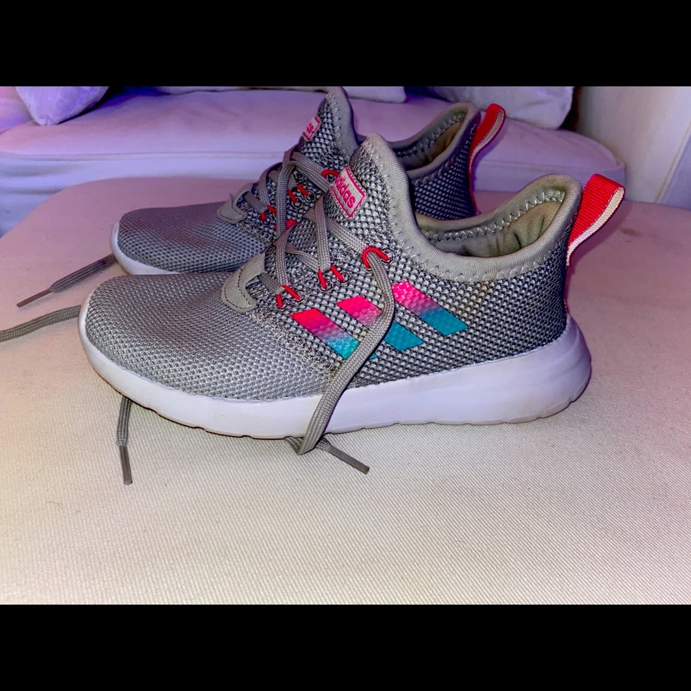 Grey Adidas girls lite racer sneaker